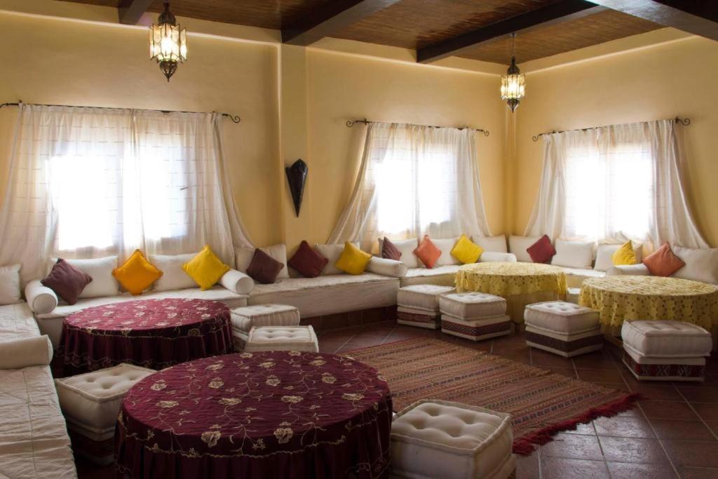 Click Excursions Tafraoute Hotel Taddart Eksteriør billede
